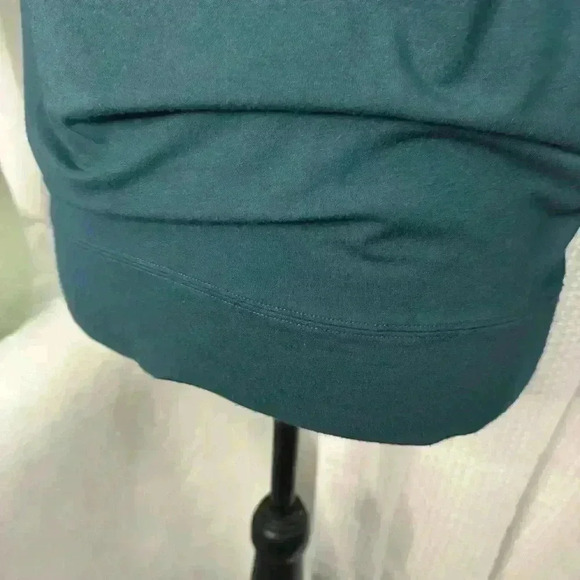 EILEEN FISHER Viscose Drape Neck 3/4 Sleeve Top Christmas Green Size XS - Picture 3 of 9